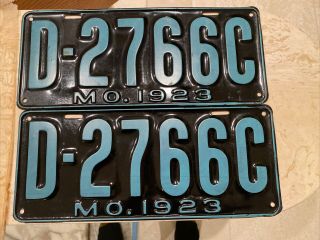 1923 Missouri Dealer License Plates - Matched Pair - With Tissue Paper