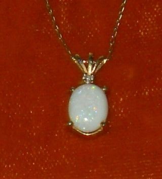 Vintage 14k Yellow Gold Opal & Diamond Pendant Necklace With 16 1/2 " 14k Chain