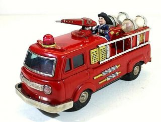 Yonezawa " Chemical Extinguisher Fire Truck " Battery Op.  Vtg,  Tin Japan