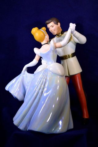 Wdcc Walt Disney Classics Prince Charming & Cinderella " So This Is Love "