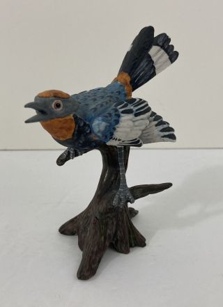 Vintage Hachiro Goto Porcelain Warbler Bird On Branch
