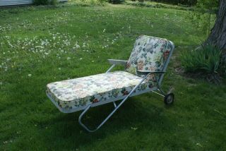 Vintage Outdoor Chaise Lounge Floral