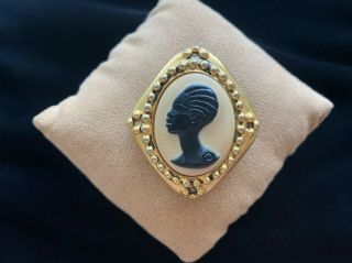 Vintage Coreen Simpson African Queen Cameo Gold Tone Studded Brooch Pin
