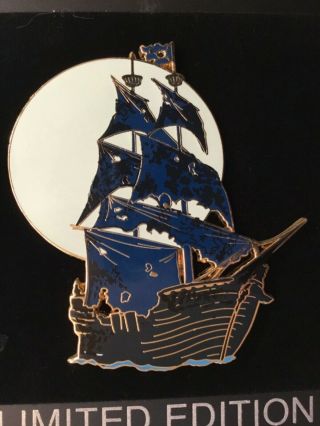 Disney Jumbo Pin Trading Le Pirates Of Caribbean Black Pearl Proof Jack Sparrow