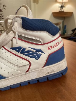 VTG Rare AVIA 840 - Mid Basketball Sneakers Red /White/Blue Leather Mens Sz 10.  5 2
