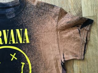 VTG Nirvana ‘Smiley Face’ Bleached Band Shirt,  Unisex,  Men’s Medium,  Grunge 3