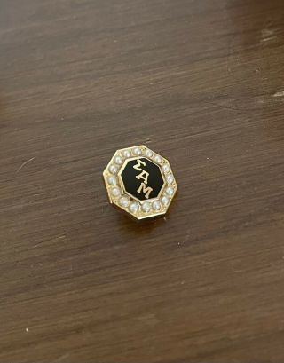 Sigma Alpha Mu Fraternity Pin - 10k Yellow Gold Badge Pearls Vintage Greek