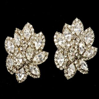 Stunning Vintage Ciner Signed Clip On Earrings With Rhinestones