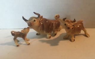 Adorable Vintage Hagen Renaker Miniature Cartoony Bull,  Cow & Calf - Jerseys?