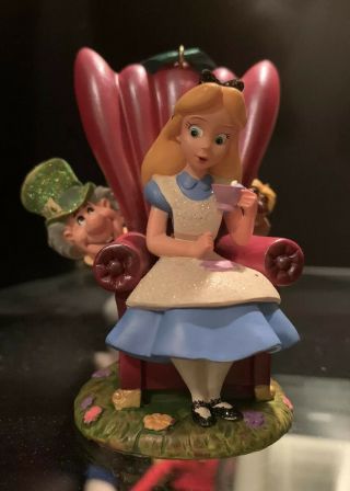 Read Disney Sketchbook Alice In Wonderland Tea Party Hatter Hare Chair Ornament