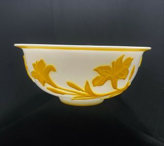 vintage chinese peking glass bowl glass overlay 8 inches wide 3