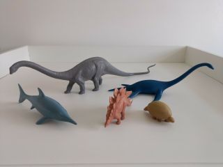 5 Dinosaur & Animal Figures - Invicta Plastics - British Museum Natural History