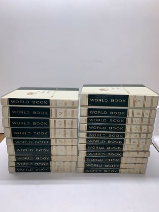 Rare Good Vintage The World Book Encyclopedia 1965 Complete Set Volumes 1 - 20 A - Z