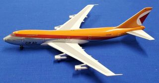 Aero Classics 1:400 Boeing 747 - 200 Cp Air 