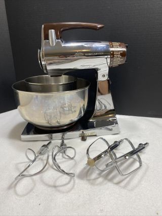 Vintage Sunbeam Mixmaster 12 Speed Mixer Mmb Brown & Chrome W/ss Bowls & Beaters
