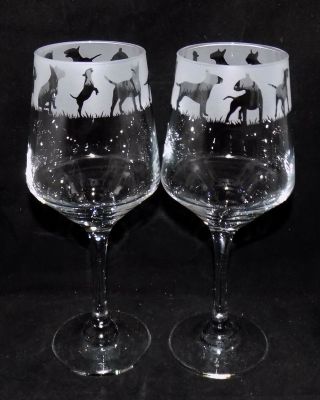 Etched " English Bull Terrier " Wine Glass (es) - Gift Box - Large 390mls