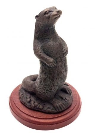 A Delightful Standing Otter Figurine In Faux Bronze,  Ornament / British Wildlife