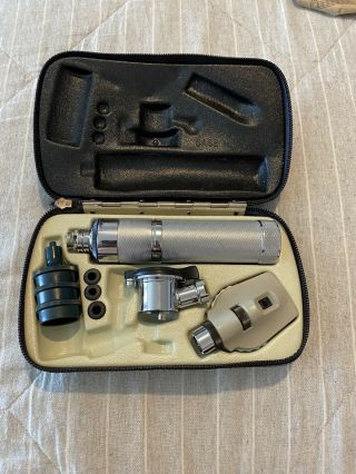Vintage Welch Allyn Otoscope 216 Ophthalmoscope 114 Set W/ Case