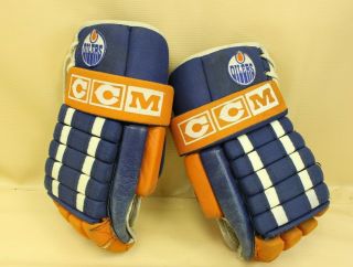 Vintage Edmonton Oilers Ccm Pro Guard Hg - 2 Hockey Gloves Nhl Hockey