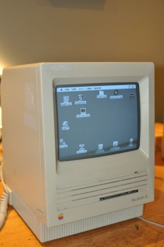 Vintage Apple Macintosh Se M5011 And