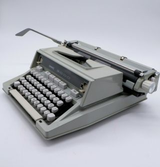 Hermes 3000 Typewriter Made In Switzerland Vintage 1968 Spanish Qwerty