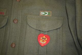 OLD HEAVY WOOL GREEN UNIFORM SCOUT SHIRT 16 1/2 NECK WITH PATCHES 2