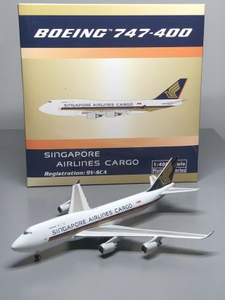 1/400 Phoenix Singapore Airlines Cargo Boeing 747 - 400 Sv - Sca
