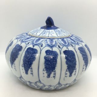Chinese Oriental Blue White Ceramic Large Pumpkin Shaped Lidded Pot Ginger Jar