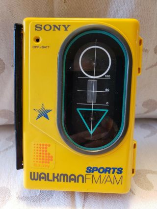 Vintage Yellow Sony Sports Walkman Fm/am Portable Cassette Player Belt Clip