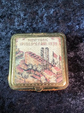 Vintage York Worlds Fair 1939 Mesh Compact Powder Mirror Twin Tower Tapestry