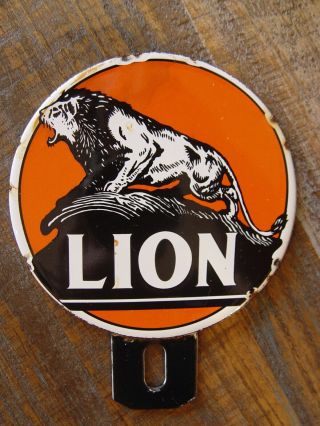 Vintage Lion Motor Oil Gas Porcelain 2 - Piece Advertising License Plate Topper