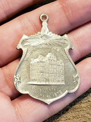 Rare 1875 York Minty Masonic Temple Freemason All Seeing Eye Medal