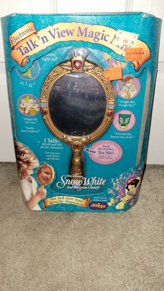 Disney Snow White Electronic Talk’n View Magic Mirror Talking Justoys 7 Dwarfs