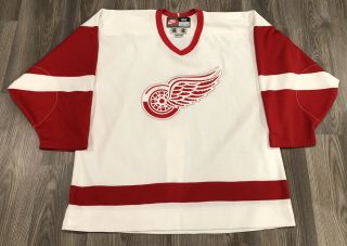 Vintage Authentic Nike Detroit Red Wings Hockey Jersey 52
