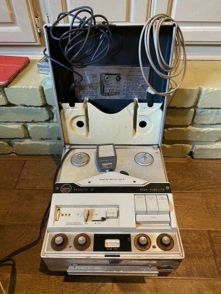 Vintage Webcor Royalite II Stereophonic Reel - to - Reel tape recorder 2