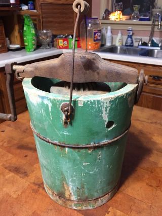 Vintage 1940’s Green Paint Wood Bucket Maid Of Honor 2qt Ice Cream Maker