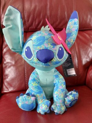 Stitch Crashes Disney The Little Mermaid 4 Of 12.  Limited Edition Plush