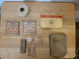 Vintage - Rare - Boy Scouts Of America First Aid Kit - Johnson & Johnson