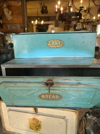 Antique Vintage And Very Rare Primitive Tin Green Storage Bread And Cake Box,  Sb