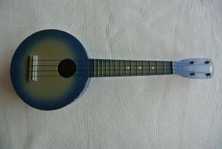 Vintage Gretsch Banjo - Shaped Uke In Playable,  Made In The Usa