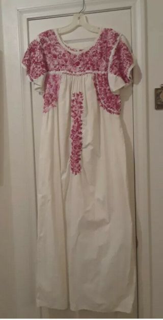 Vintage 60 - 70s Oaxacan Long Dress Hand Embroidered 100 Cotton Pink Sz L