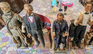 Vintage Civil War Mccormick Porcelain Decanters - Lee,  Lincoln,  Grant,  Davis