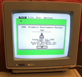 Vintage Atari Sc1224 Rgb Color Monitor For St Computers,