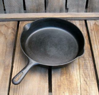 Vintage Griswold 704k Cast Iron 10 - 1/2 " Fry Pan 8 Skillet Small Logo Smooth
