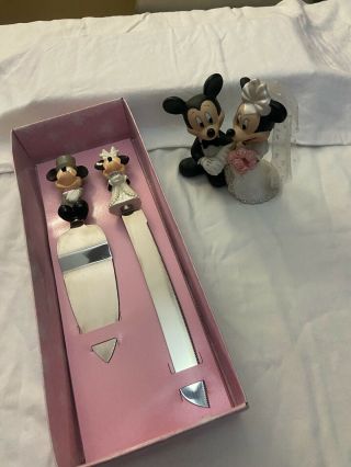 Retired Disney Mickey Minnie Bride Groom Wedding Cake Topper & Serving Knife Set