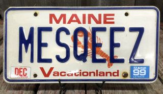 Retired Maine Vacationland Lobster Vanity License Plate Mesqueez 1999