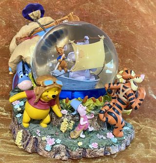 Winnie The Pooh Heffalump Water Globe Snow Globe Disney Store Exclusive