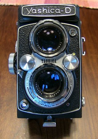 Vintage Yashica - D Tlr Film Camera With Copal - Mxv 3.  5 80mm Lenses
