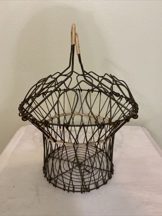 Vintage Wire Egg/fruit Gathering Basket