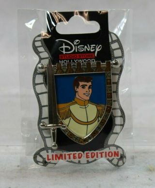 Disney Dsf Dssh Pin Le 400 Hero & Sword Banner Series Prince Charming Cinderella